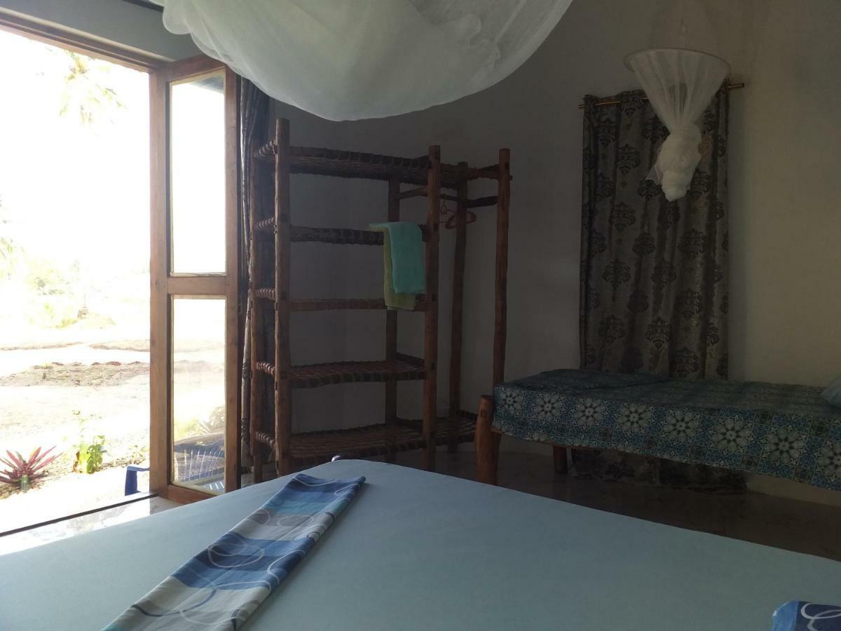 Malik Villa-Matemwe Bnb And Restaurant Buitenkant foto